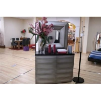 Dormitorio Gordon C/Cómoda+Espejo Negro/Plata.