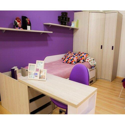 Dormitorio juvenil con cama compacta con arcón extraíble