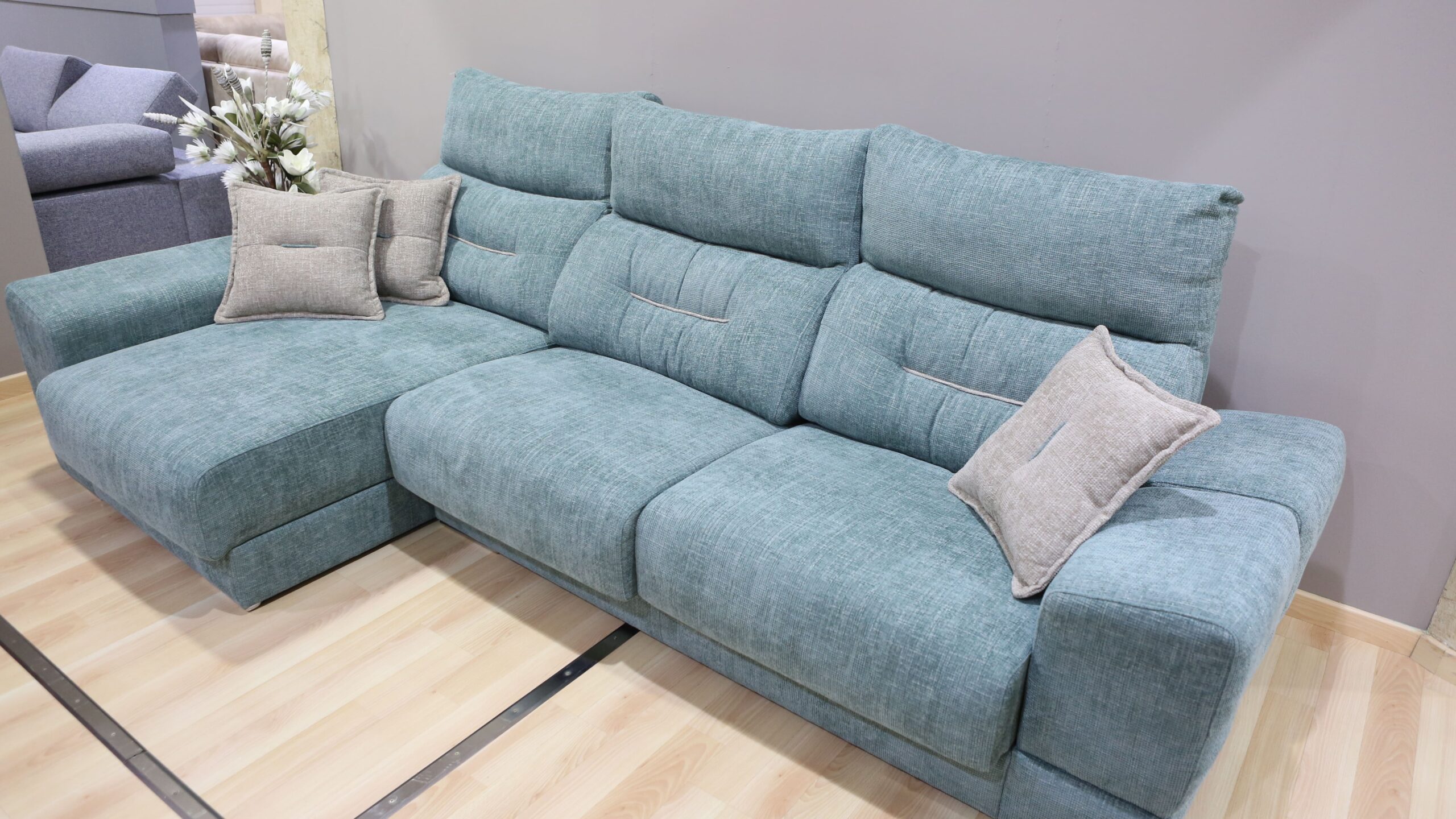 Chaislongue con 2 asientos deslizantes de bandeja y cabezales reclinables por puntos - Imagen 5