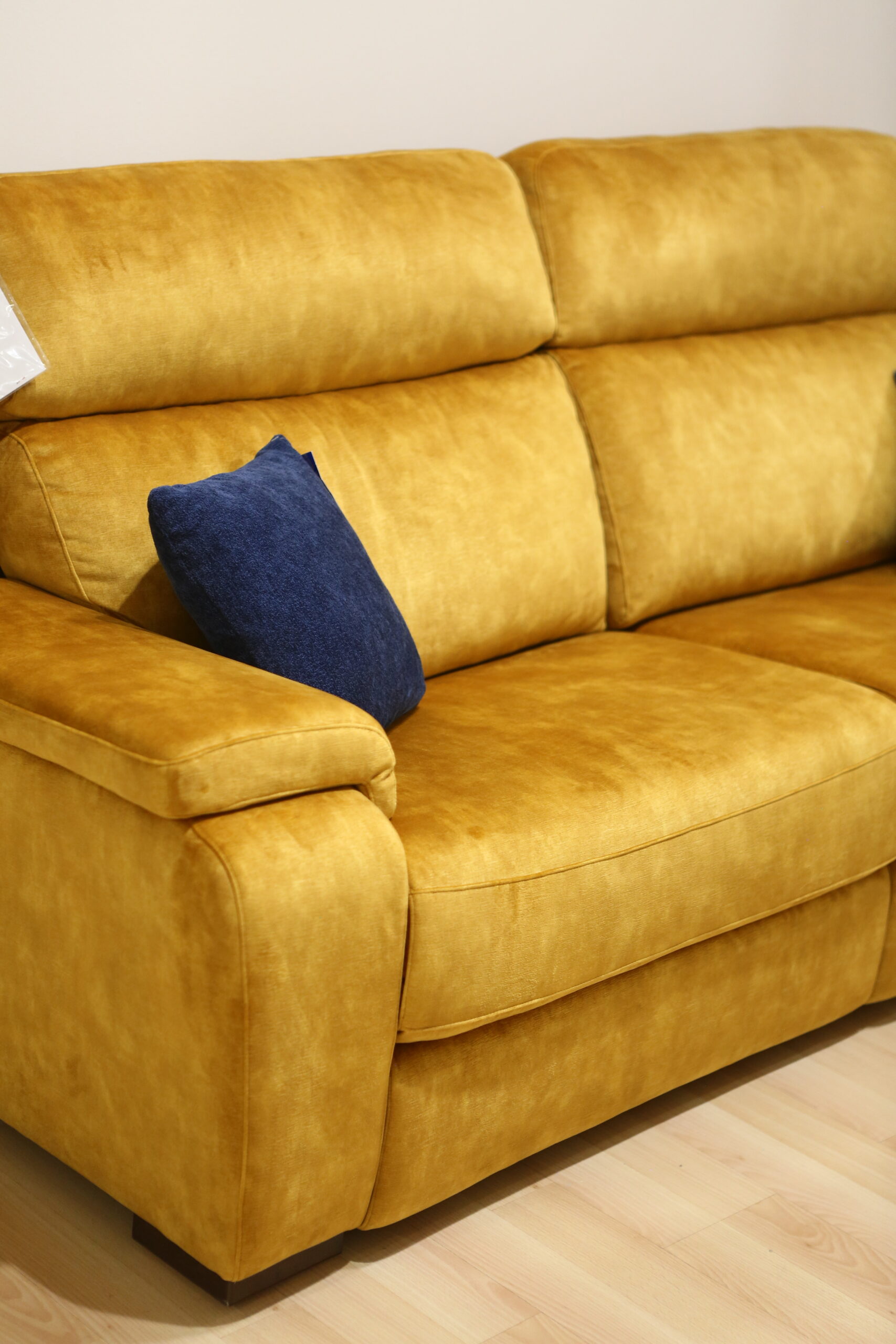 Sofá de alta gama, con asientos fijos - Imagen 3