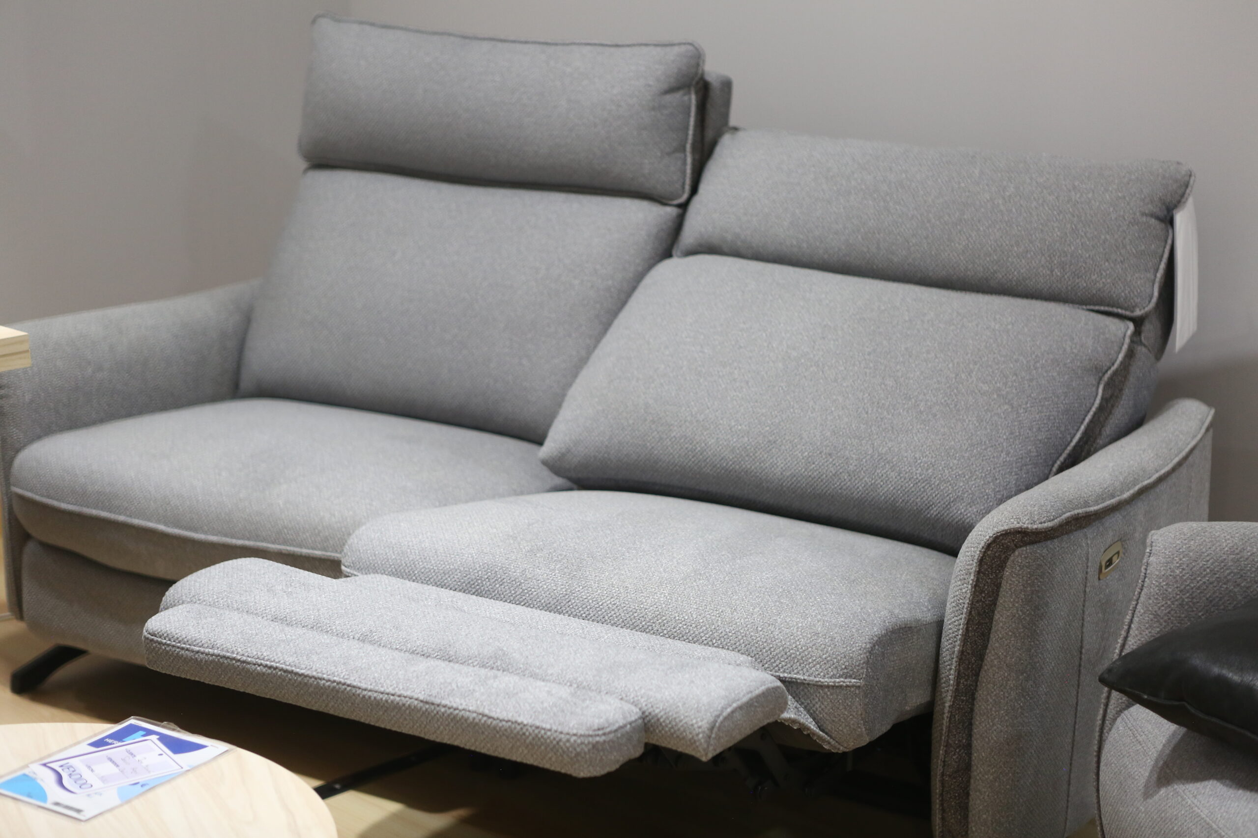 Sofá 2 plazas + Sillón relax Chitra Moldelo Niza - Imagen 4