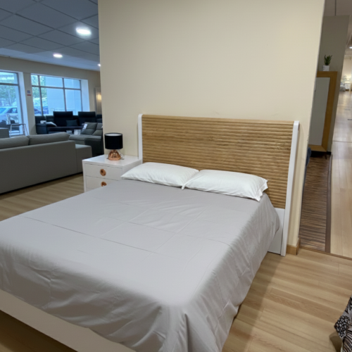 Dormitorio roble poro abierto detalles oro rosado
